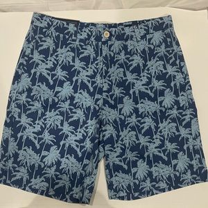 SOLD Vineyard Vines Men’s Classic Fit 9” Breaker‎ Shorts Blue with Palm Tree Pri